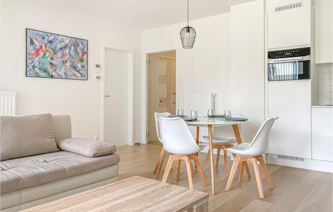 Apartment 2 Bedroom Stunning In
